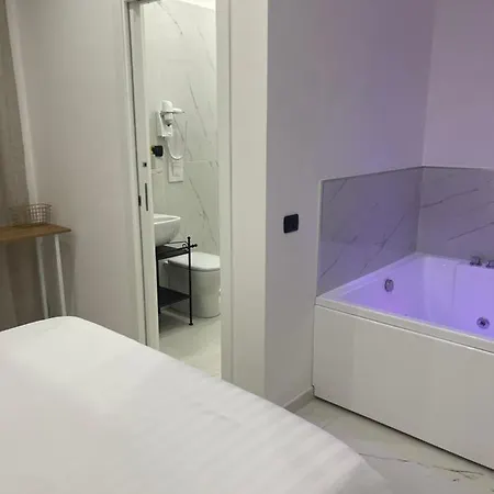 Apartment Costantino *