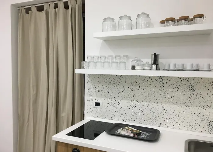 Costantino Apartman *